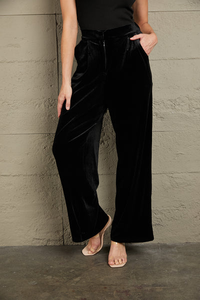 Double Take Loose Fit High Waist Long Pants with PocketsPattern type: Solid
Style: Chic
Features: Pockets
Length: Long
Material composition: 93% polyester, 7% spandex
Care instructions: Machine wash cold. Tumble dry low.
PantsLoose Fit High Waist Long Pants