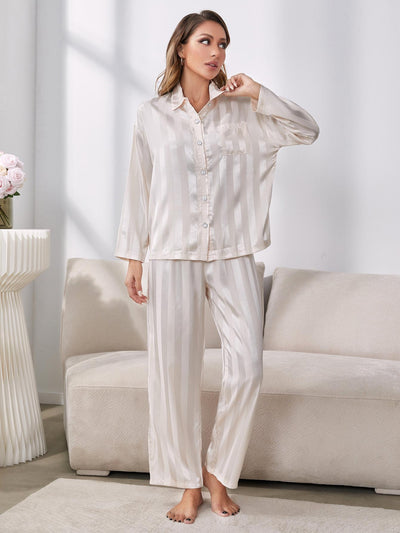 Button-Up Shirt and Pants Pajama SetSizing category: Regular
Picture style: Studio
Number of pieces: 2
Pattern type: Striped
Style: Modest, minimalist
Features: Pockets
Neckline: Lapel collar
Length: LsleepwearPants Pajama Set