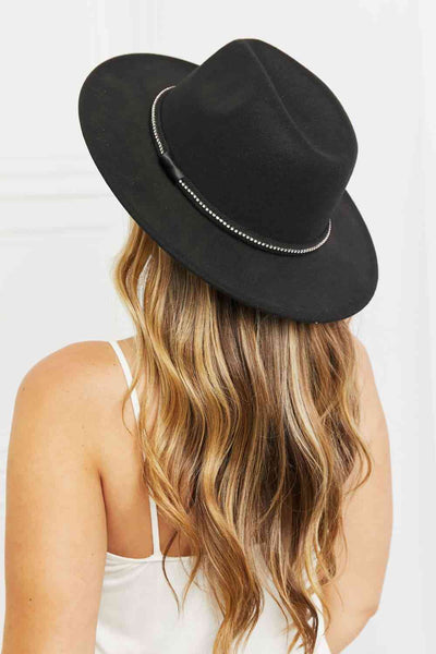 Fame Bring It Back Fedora HatThis hat is the perfect accessory for any occasion, adding a touch of sophistication and glamour to any outfit. This hat features a classic fedora shape with a wide AccessoriesBack Fedora Hat