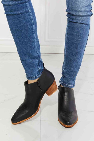 MMShoes Trust Yourself Embroidered Crossover Cowboy Bootie in BlackWe've fallen in love with these crossover cowboy booties, which have a 2.5 inch stacked heel for a cowboy-chic look. Pair with a denim maxi skirt or cute crop jeans AccessoriesEmbroidered Crossover Cowboy Bootie